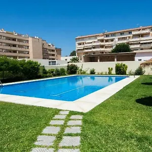 ático Olimpo Con Piscina , Torre Del Mar España